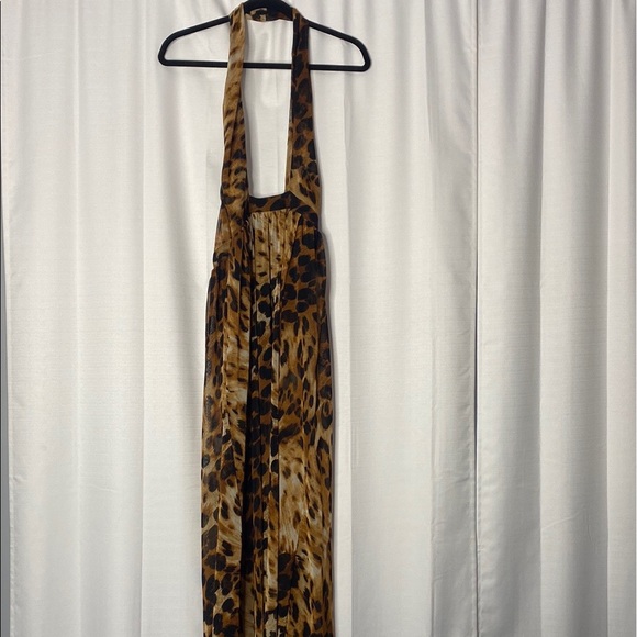 BRAND NEW! NEVER WORN! Fashion Nova Leopard Maxi Dress Size: M - Picture 3 of 3
